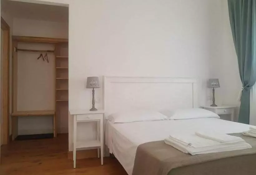 هتل Henry Agriturismo Manfredonia