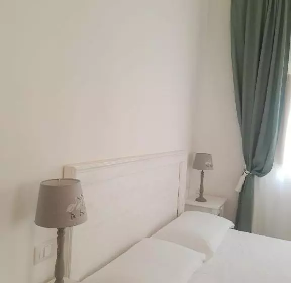 هتل Henry Agriturismo Manfredonia