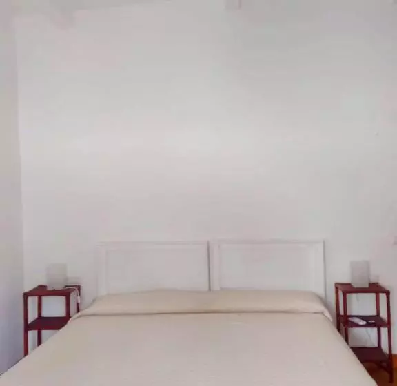 هتل Henry Agriturismo Manfredonia
