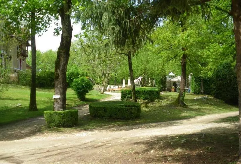 Hotelli La Garenne De Morestel