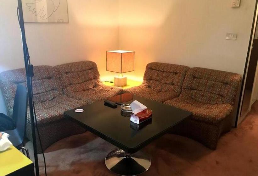 ホテル Mena Al Diyar 114