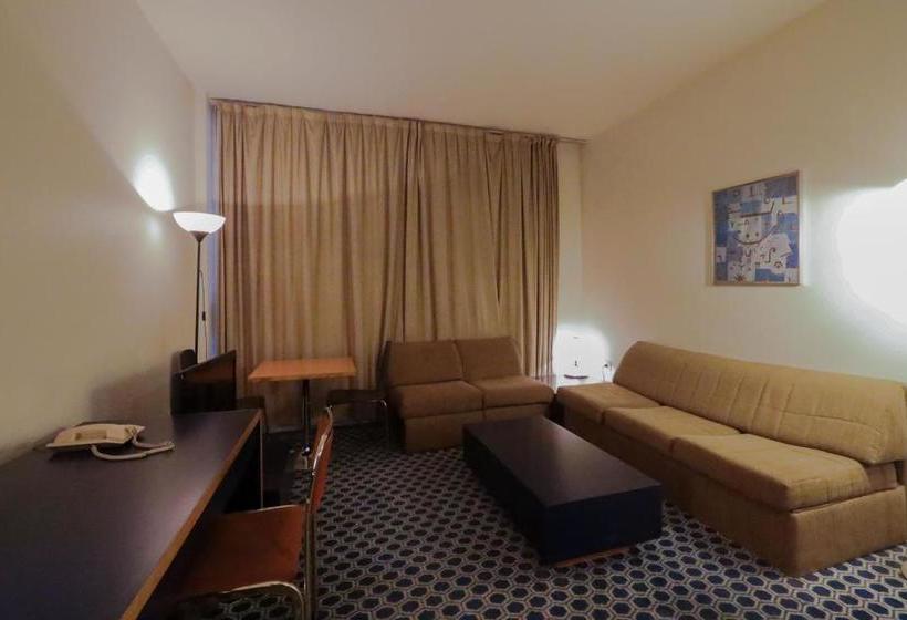 ホテル Mena Al Diyar 114