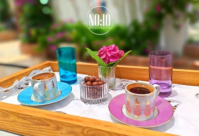 فندق No 10