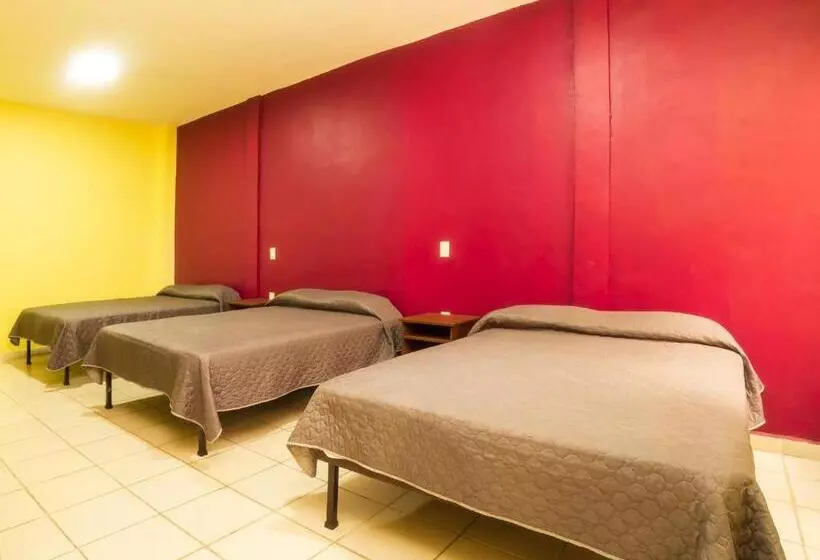Hotelli Santa Cruz, San Juan De Los Lagos