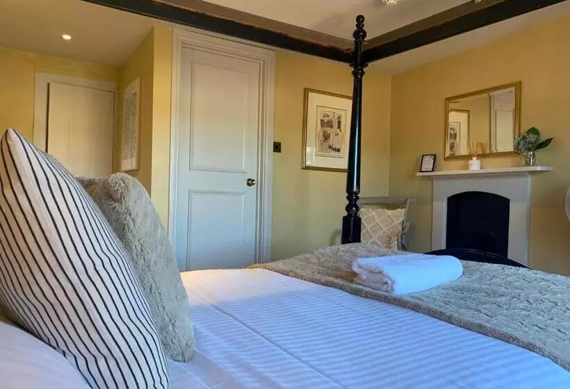 Hotelli The Black Swan Inn