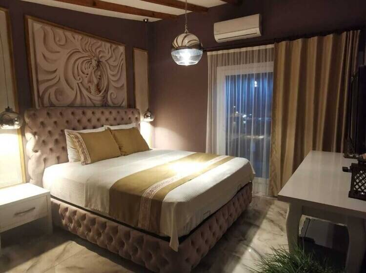 هتل Viya Plus Cesme