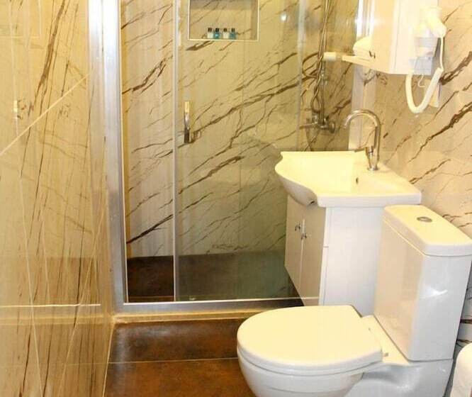 هتل Viya Plus Cesme