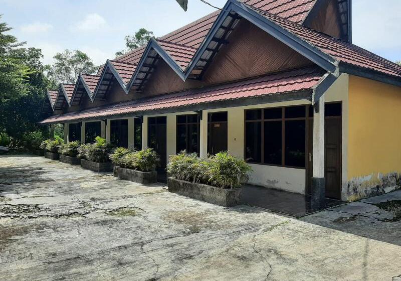 Oyo 90490 Hotel Nyi Rindang