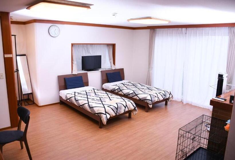 פנסיון Hakone Leon