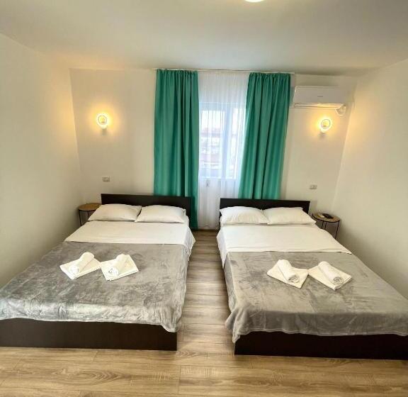 Пансион Vila Cochilia Costinesti Ultracentral 3 Stele