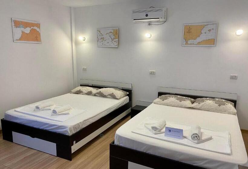 Пансион Vila Cochilia Costinesti Ultracentral 3 Stele