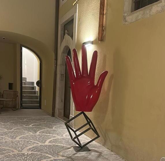 تختخواب و صبحانه Ginevra Boutique Rooms   Palazzo Leosini   Residenze D Epoca