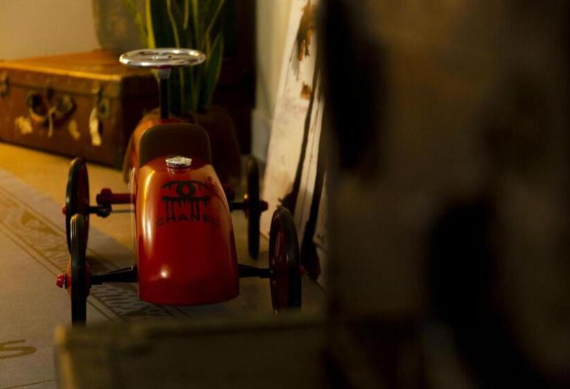 تختخواب و صبحانه Ginevra Boutique Rooms   Palazzo Leosini   Residenze D Epoca