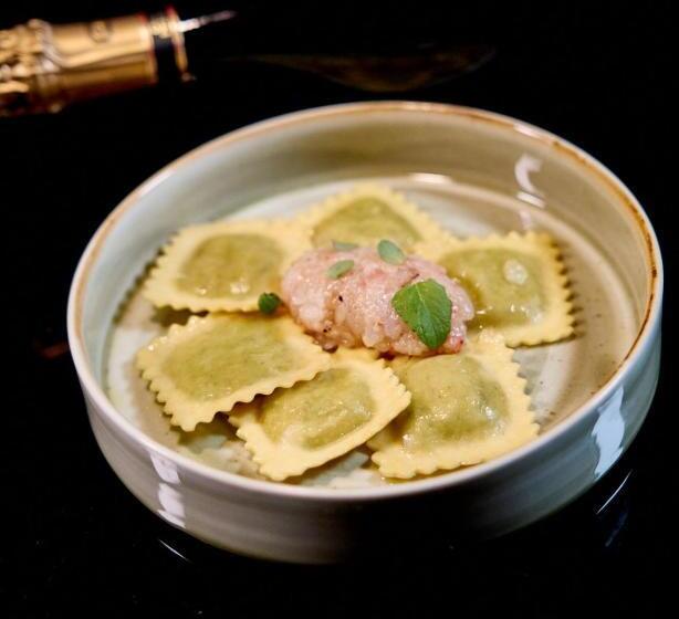 تختخواب و صبحانه Ginevra Boutique Rooms   Palazzo Leosini   Residenze D Epoca