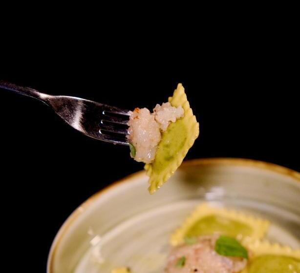 تختخواب و صبحانه Ginevra Boutique Rooms   Palazzo Leosini   Residenze D Epoca