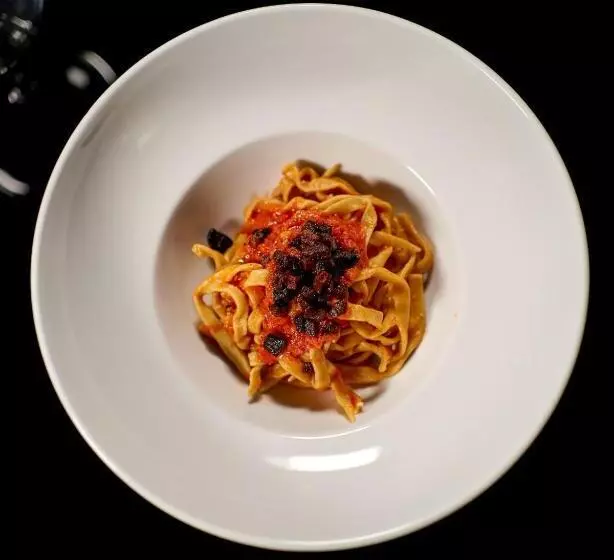 تختخواب و صبحانه Ginevra Boutique Rooms   Palazzo Leosini   Residenze D Epoca