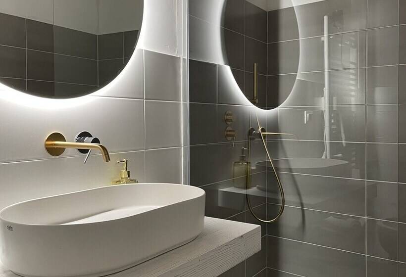 تختخواب و صبحانه Ginevra Boutique Rooms   Palazzo Leosini   Residenze D Epoca