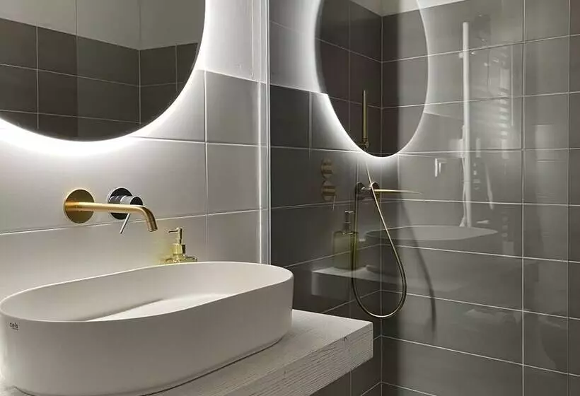 تختخواب و صبحانه Ginevra Boutique Rooms   Palazzo Leosini   Residenze D Epoca