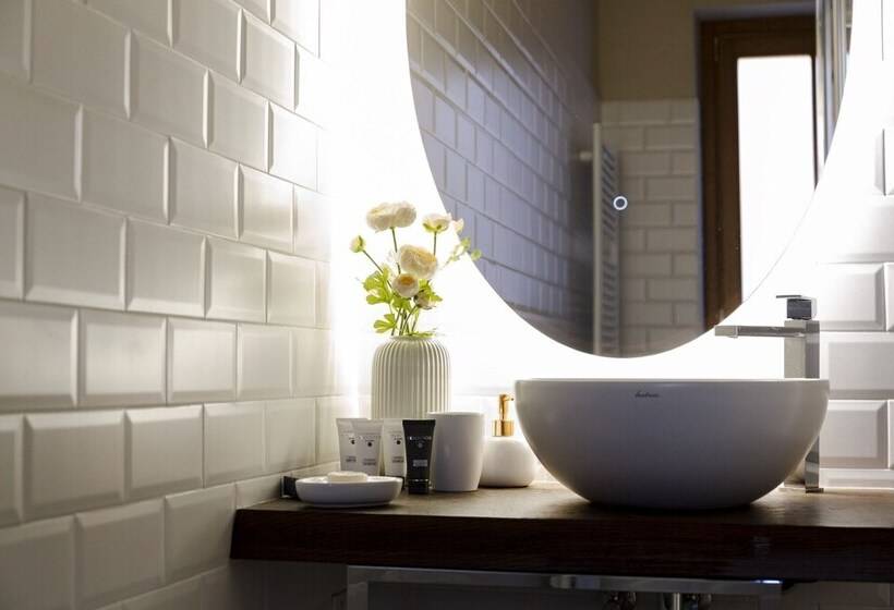 تختخواب و صبحانه Ginevra Boutique Rooms   Palazzo Leosini   Residenze D Epoca