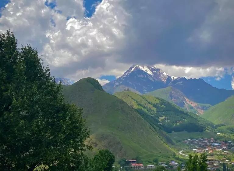 تختخواب و صبحانه Mountain Heart