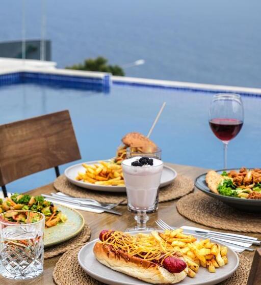 Отель Gumus Peninsula