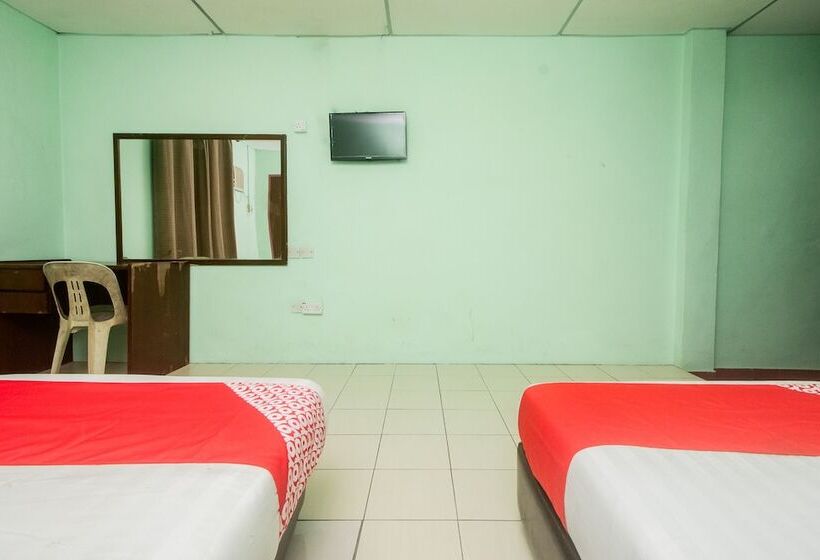 בית מלון כפרי Oyo 90124 Payang Puri Baru