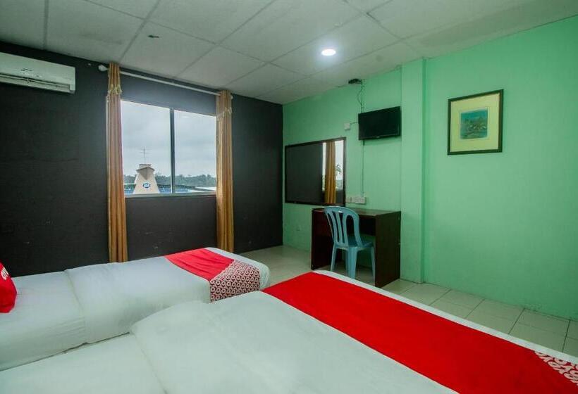 בית מלון כפרי Oyo 90124 Payang Puri Baru