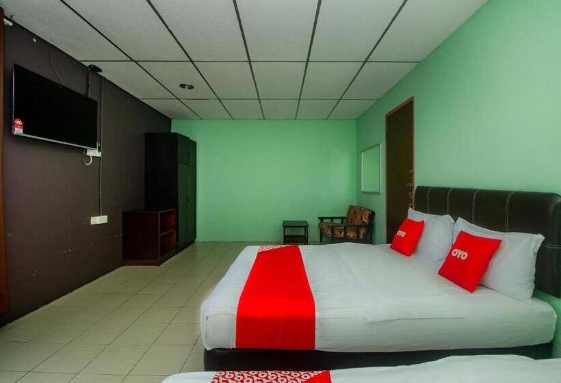 בית מלון כפרי Oyo 90124 Payang Puri Baru