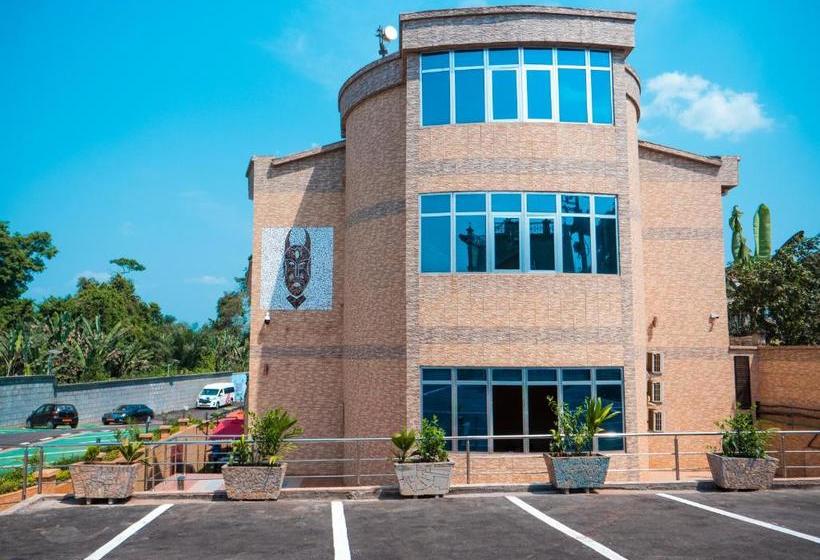 هتل Relaxe Palace