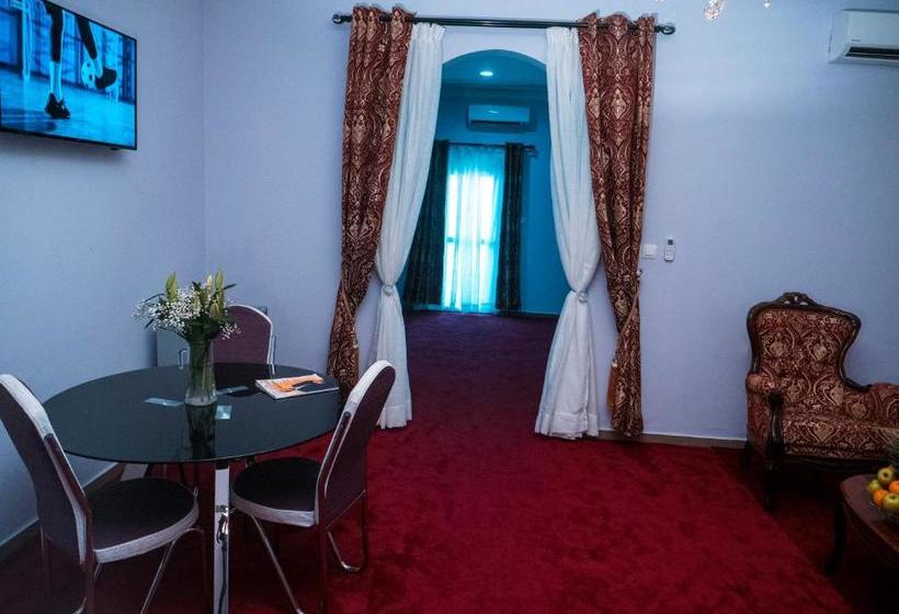 هتل Relaxe Palace