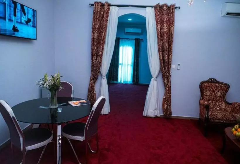 هتل Relaxe Palace