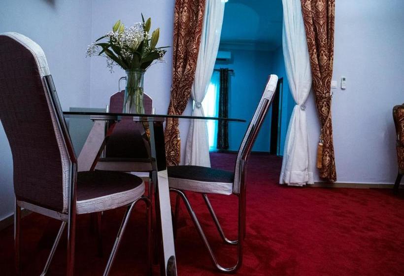 هتل Relaxe Palace