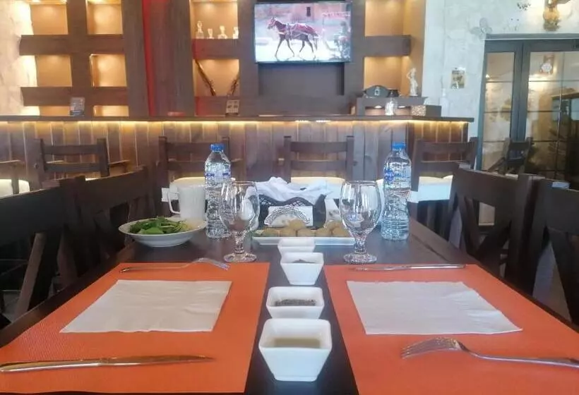 Mount Nebo Hotel & Restaurant Madaba City Center
