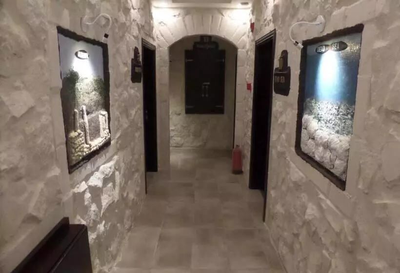 Mount Nebo Hotel & Restaurant Madaba City Center