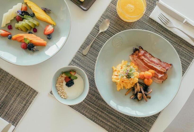 استراحتگاه White Shell Beach Villas