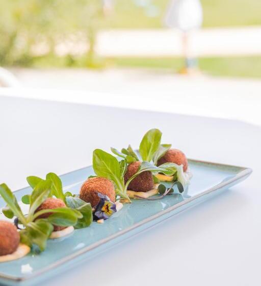 استراحتگاه White Shell Beach Villas