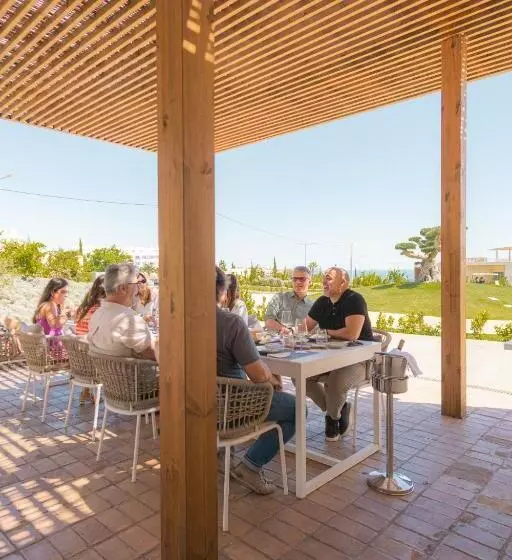 リゾートホテル White Shell Beach Villas