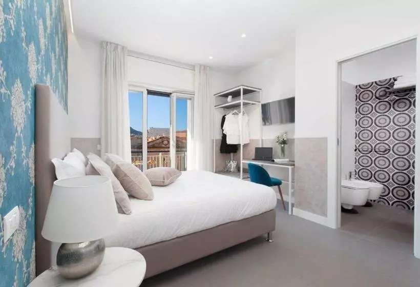 ベッドアンドブレックファースト La Cassarmonica Guest House