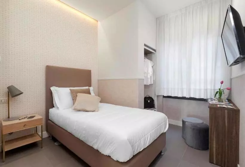ベッドアンドブレックファースト La Cassarmonica Guest House
