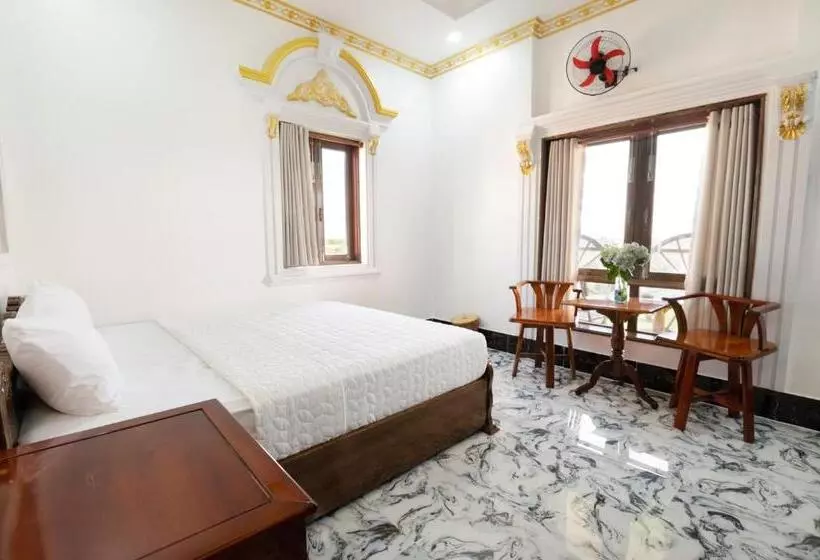 Nocleg ze śniadaniem Little Saigon