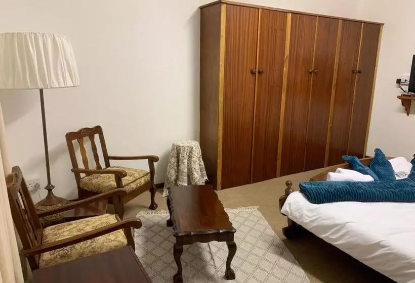 Aamiaismajoitus (B&B) Meerkatjie