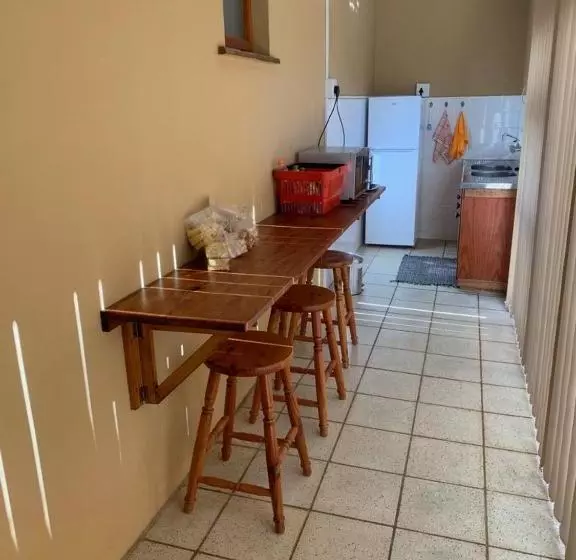 Aamiaismajoitus (B&B) Meerkatjie