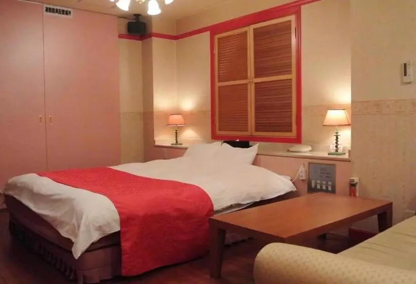 アンジェリーククロッシュ 男塾ホテルグループ