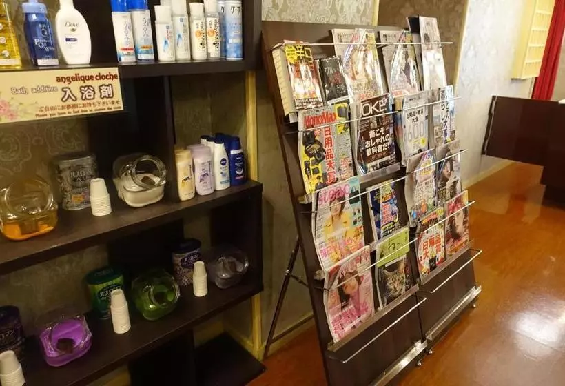 アンジェリーククロッシュ 男塾ホテルグループ