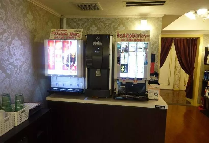 アンジェリーククロッシュ 男塾ホテルグループ