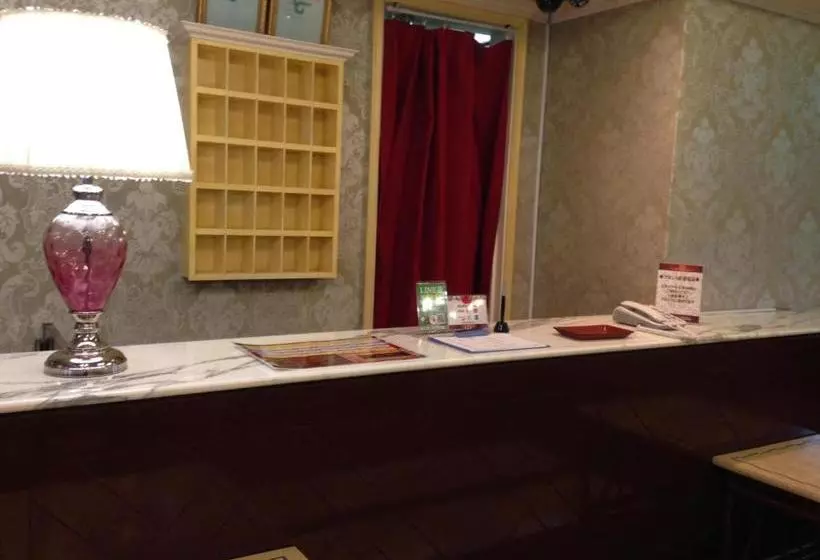 アンジェリーククロッシュ 男塾ホテルグループ