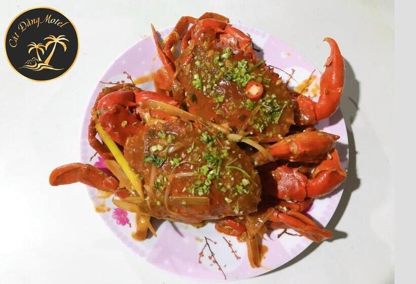 هتل Nhà Nghỉ Cát Đằng Hồ Tràm