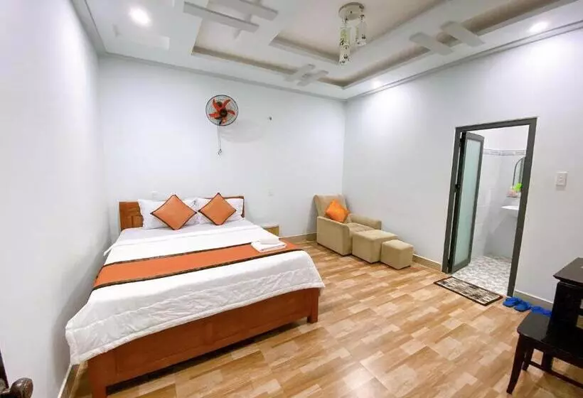 هتل Nhà Nghỉ Cát Đằng Hồ Tràm