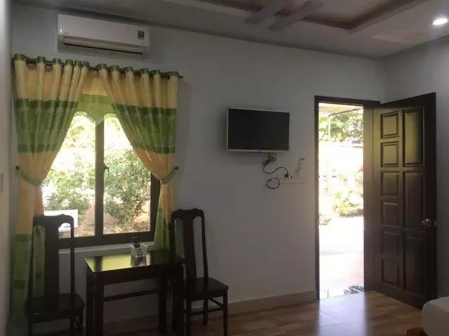 هتل Nhà Nghỉ Cát Đằng Hồ Tràm
