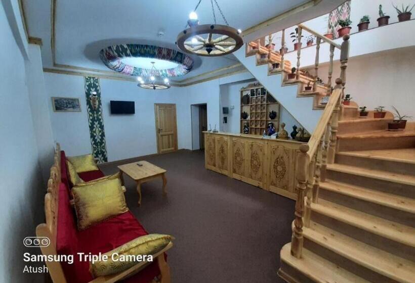 ペンション Nazira Boutique Hotel & Terrace